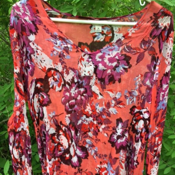 Beautiful Gauze like NWOT Lucky Brand Top M - Picture 1 of 5